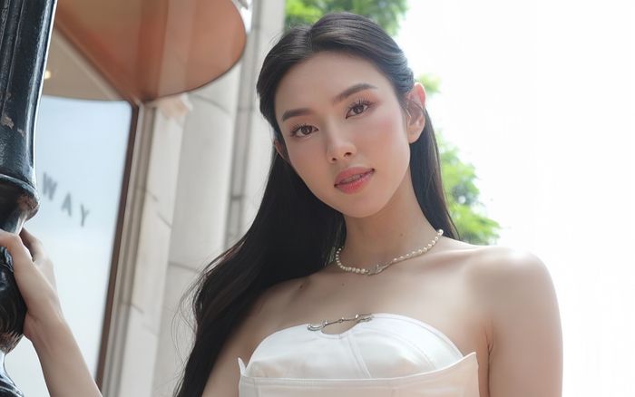 Hoa hậu Thùy Tiên sống tiết kiệm