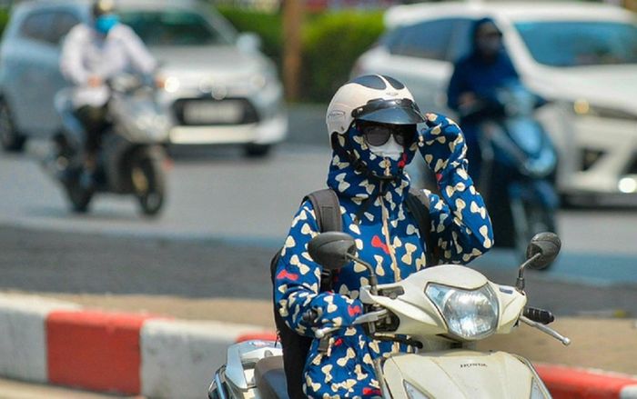 Miền Bắc lại nóng 'đổ lửa', cao nhất bao nhiêu độ C?