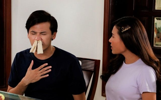 Nam diễn viên mắc 1 bệnh mà nhiều người gặp vì tắm đêm, Thúy Diễm thốt lên một câu