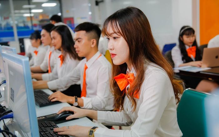 Cách sinh viên Thương mại điện tử HUTECH 'định vị' giá trị trong thời đại số