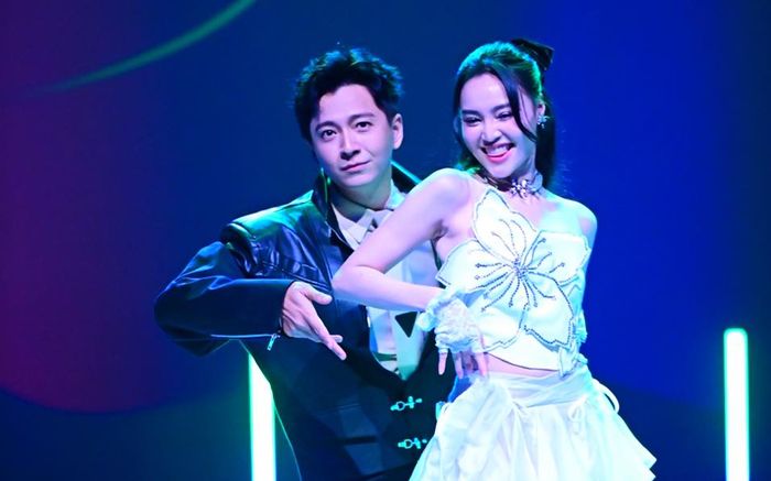 Ninh Dương Lan Ngọc chạy show nước ngoài cùng Ngô Kiến Huy trong thời gian du học?