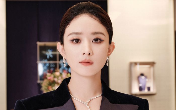 Triệu Lệ Dĩnh 'hiện nguyên hình' khi thiếu photoshop, đến mức nào mà rần rần cõi mạng?