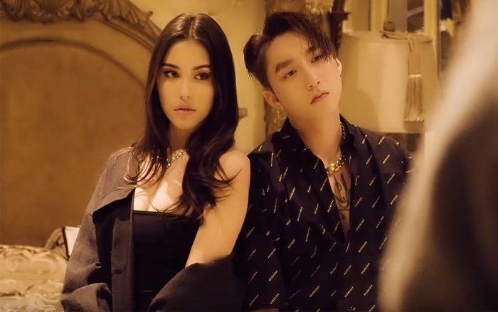 Trần nhà rơi xuống đêm diễn của nữ ca sĩ từng hợp tác với Sơn Tùng