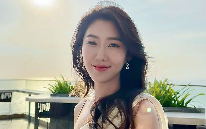 Thuý Ngân gây tò mò với dòng trạng thái ẩn ý nhắc đến hai chữ 'xin lỗi'