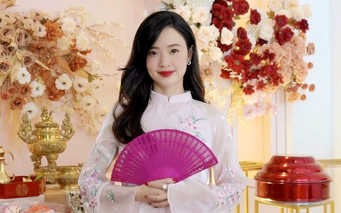 Midu đầu tư 'bạo', đặt may 40 bộ áo dài cho lễ ăn hỏi