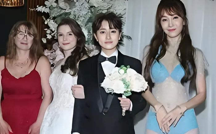 Nữ diễn viên chịu cảnh ê chề vì mẹ ruột U60 diện áo tắm trong ngày cưới