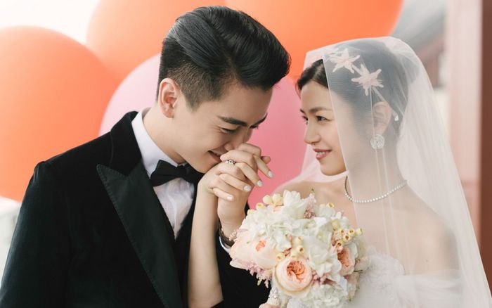 Vợ chồng nữ diễn viên đình đám đang làm thủ tục ly hôn?