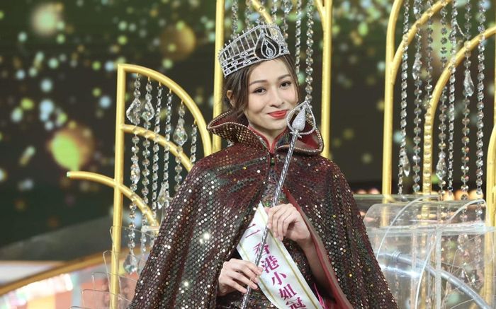 Hoa hậu hẹn hò với đại gia là chồng cũ của một á hậu, cuộc sống sang chảnh