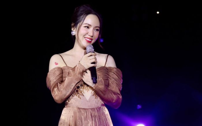 Phương Linh mua được 'vài căn nhà, vài chiếc xe' chỉ nhờ một ca khúc