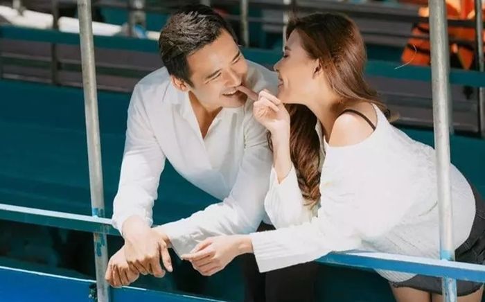 Lương Thế Thành khoe được Thúy Diễm thưởng sau khi làm điều này cho vợ