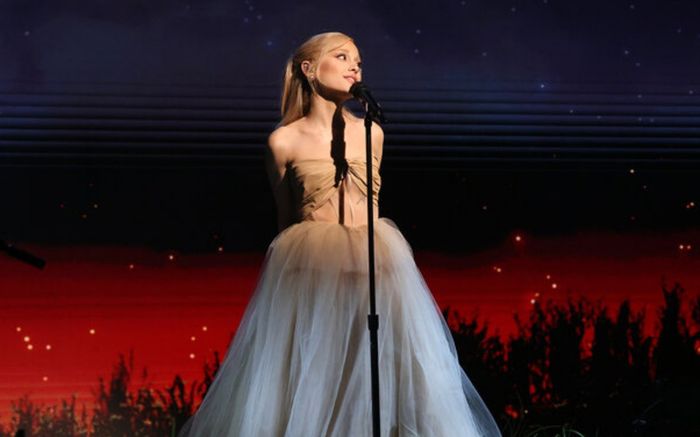 Cách Ariana Grande bảo vệ giọng hát trời phú của mình