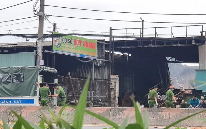 Vừa thoát ra ngoài an toàn lại quay lại dập đám cháy, 2 công nhân không qua khỏi