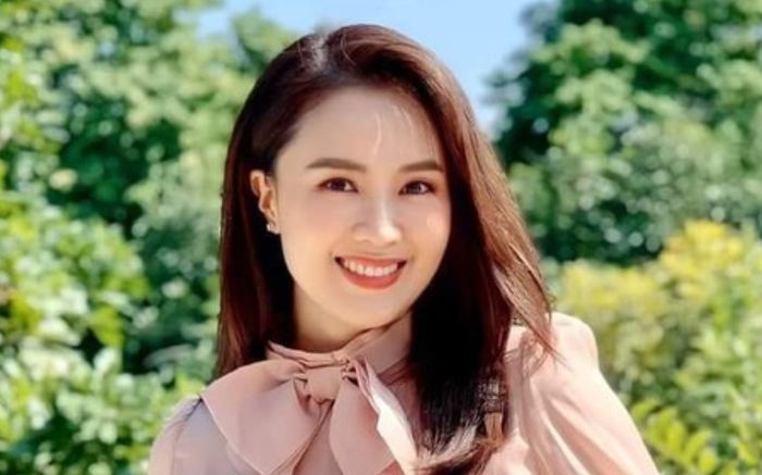 Con gái Hồng Diễm: Sở hữu đôi mắt to tròn, nhìn giống hết một nhân vật nổi tiếng khác trong giới showbiz