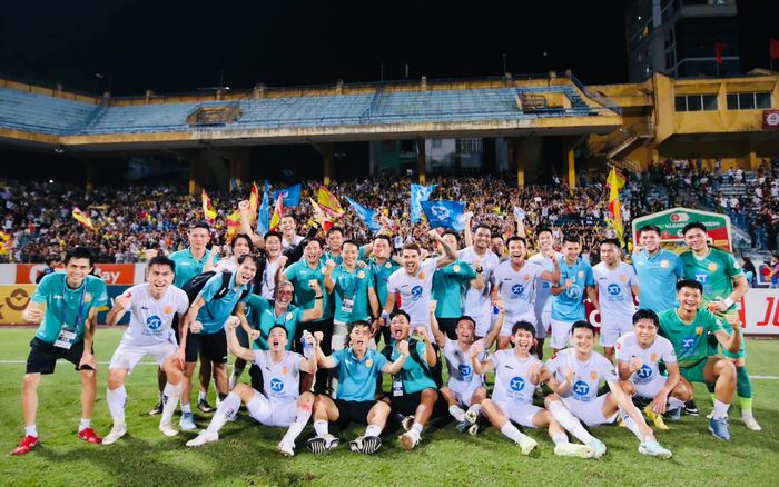 CLB Nam Định sẽ vô địch V.League 2024 vào chiều nay