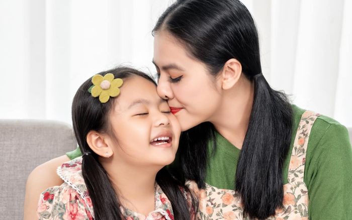 Ái nữ nhà diễn viên Vân Trang dậy từ 4 giờ sáng để làm một việc khiến mẹ cũng bất ngờ