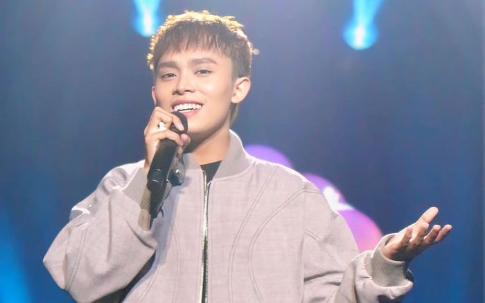 Hồ Văn Cường không thể hát một ca khúc trên sân khấu, phải 'đền bù' cho fan