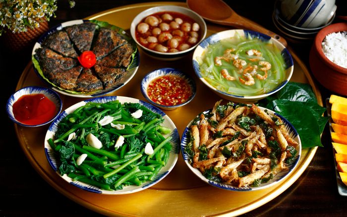 Gợi ý 'tiệc tại gia' nhân Ngày gia đình Việt Nam: Món dễ nấu, giá nguyên liệu giảm sâu