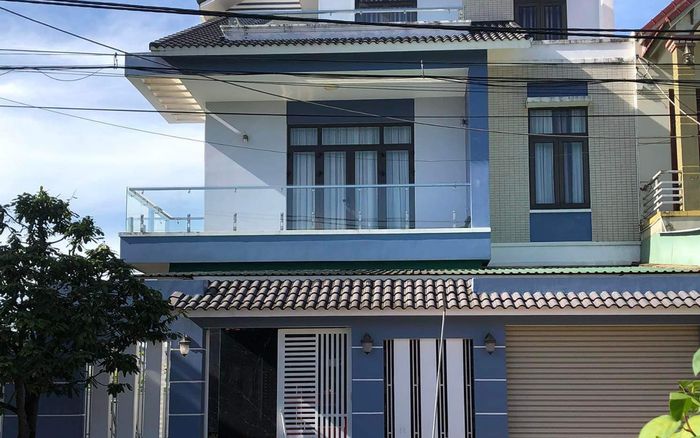 Cận cảnh căn biệt thự hoành tráng của gia đình Hoa hậu Ý Nhi