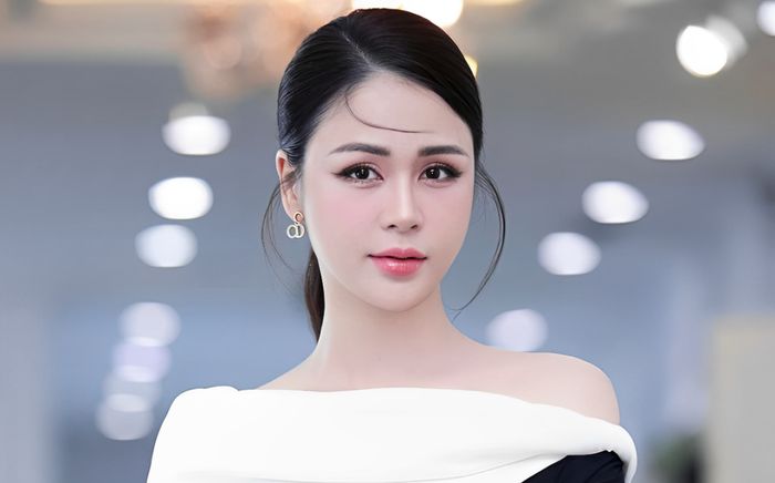 Con trai 10 tuổi khôi ngô của diễn viên Lương Thu Trang