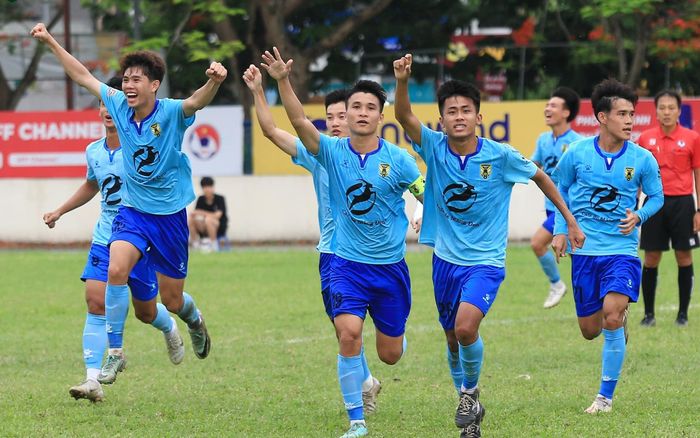 Đội nhà nghèo Kon Tum đứng trước cơ hội viết trang sử mới