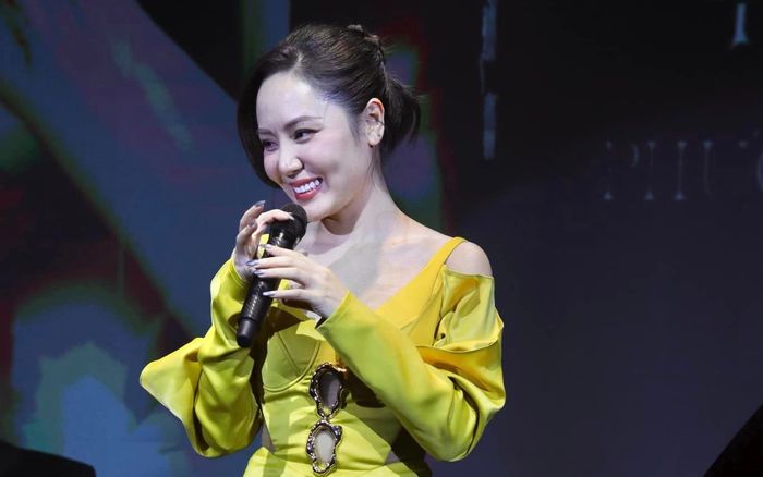 Phương Linh là người có tính cách như thế nào sau sân khấu?