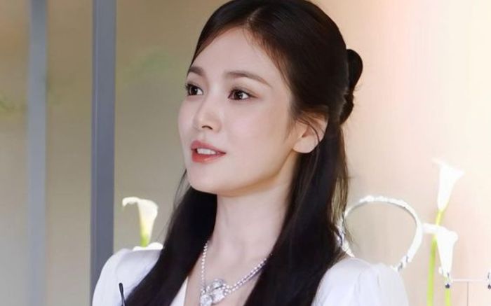 Song Hye Kyo và tình cũ 'nối lại tình xưa' sau thời gian dài rạn nứt