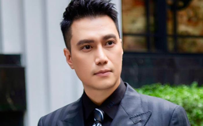 Việt Anh bị chê tơi bời khi sánh đôi bên tình mới