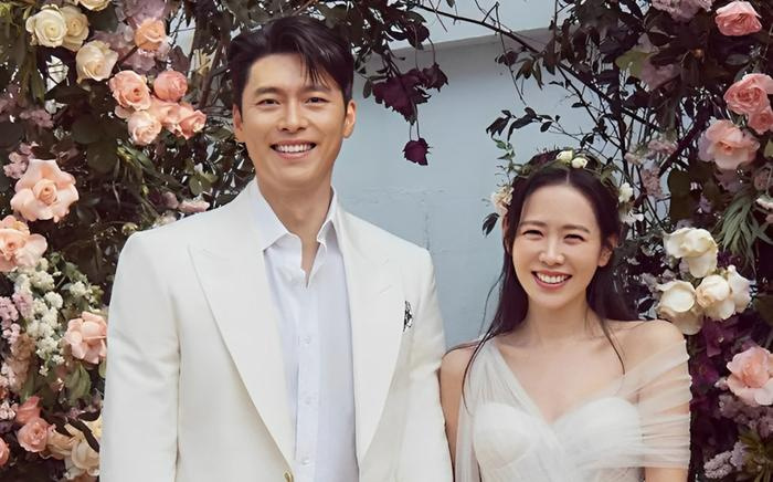 Son Ye Jin lộ bụng lùm lùm, Hyun Bin sắp lên chức lần 2?