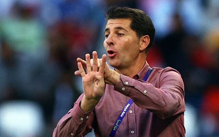 HLV tuyển Iraq nói Indonesia sẽ đi tiếp