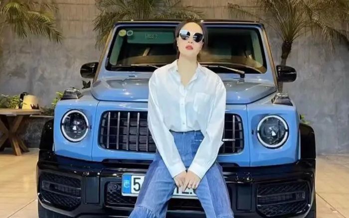 Cường Đô La bất lực khi thấy 'nóc nhà' ngang nhiên làm việc này