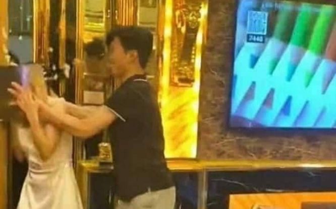 Chỉ với một hành động trong tiệc sinh nhật, chàng trai khiến tất cả nổi giận