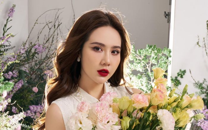 Huyền Lizzie chính thức công khai người tình trong mộng, nhan sắc đối phương không làm dân tình thất vọng