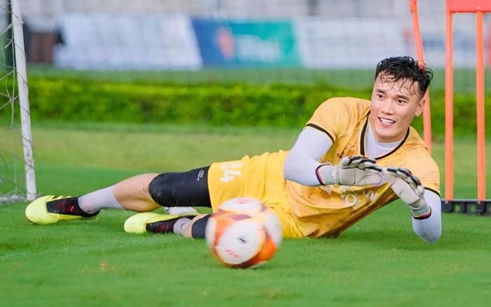 Sai lầm lớn về thủ môn 'triệu đô'