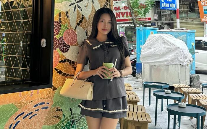 Vợ Đoàn Văn Hậu mang túi hiệu gần 100 triệu đồng xuống phố