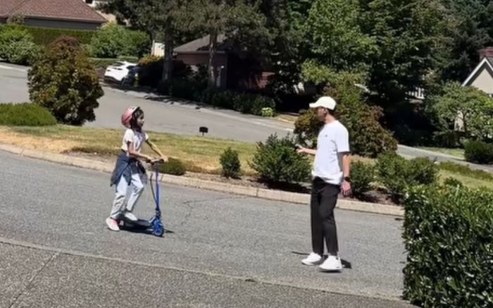 Tăng Thanh Hà khoe ảnh chụp lén chồng và con gái, một chi tiết để lộ cuộc sống dâu hào môn