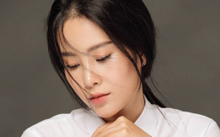 Nam Em cảm ơn cha sau tuyên bố là 'trẻ mồ côi', không gia đình