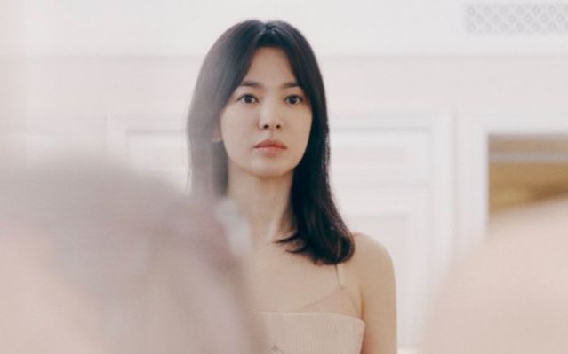 Choáng ngợp với nhan sắc Song Hye Kyo trong ngày trọng đại với 'ông xã' hơn 4 tuổi