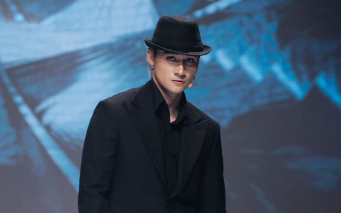 Sắc vóc học trò Kỳ Duyên đẹp cỡ nào mà đăng quang Nam vương Thế giới Việt Nam?