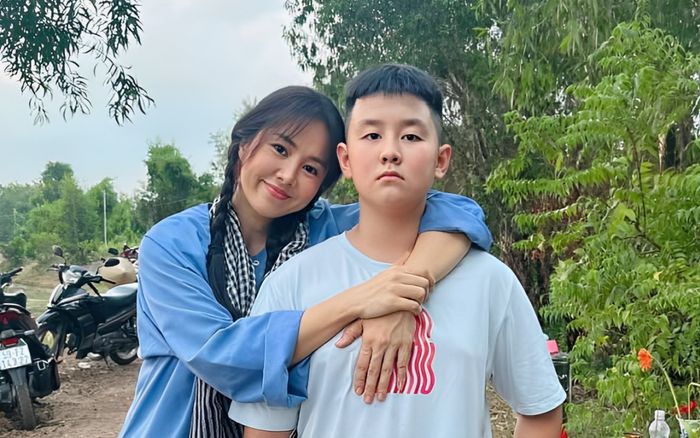 Con trai 12 tuổi đẹp chuẩn soái ca của diễn viên Lê Phương
