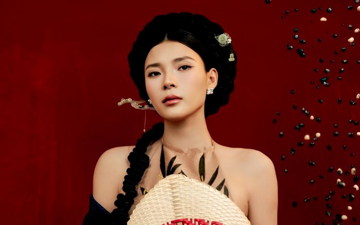 Thúy Diễm báo tin 'lên chức' ở tuổi 38