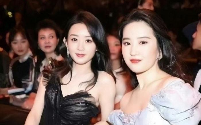 Không phải Triệu Lệ Dĩnh hay Lưu Diệc Phi, đây mới là nữ hoàng đích thực của CBiz