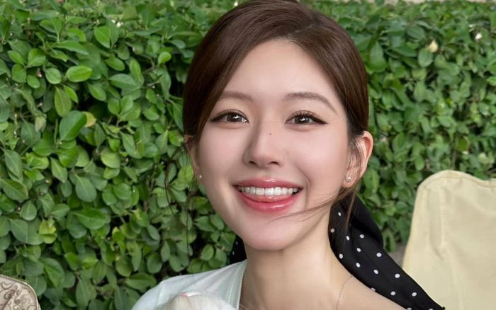 Triệu Lộ Tư bị chê phèn dù mặc đồ hiệu gần 3 tỉ đồng