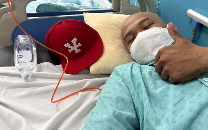 Nam ca sĩ Việt nổi tiếng mắc ung thư ở tuổi 24, vừa trải qua ca phẫu thuật