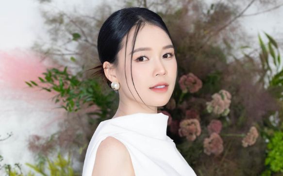 Sam gặp dấu hiệu đáng lo sau khi sinh đôi