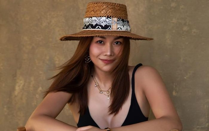 Thanh Hằng xin lỗi hậu ồn ào với Hoàng Thuỳ