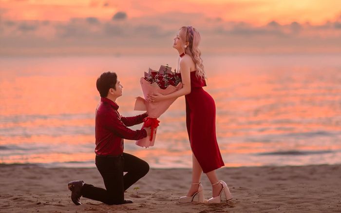 Ca sĩ Bảo Anh sắp sinh em bé, được chồng hết mực cưng chiều