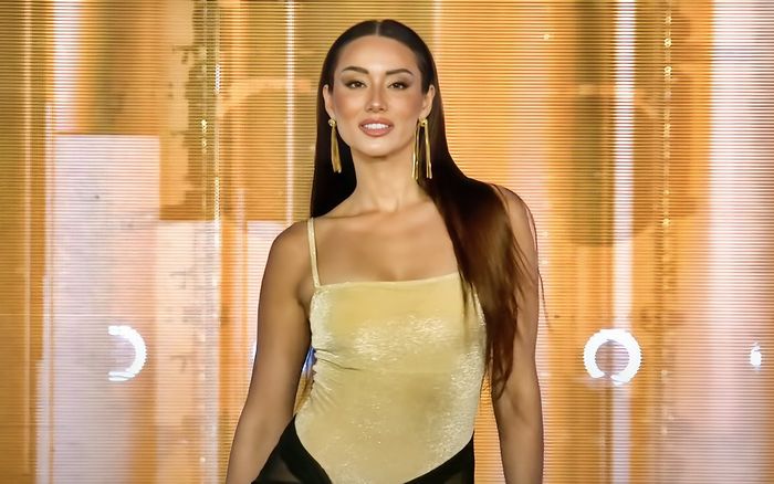 Bán kết Miss Supranational 2024: Lydie Vũ nóng bỏng, tràn đầy năng lượng trong phần thi áo tắm