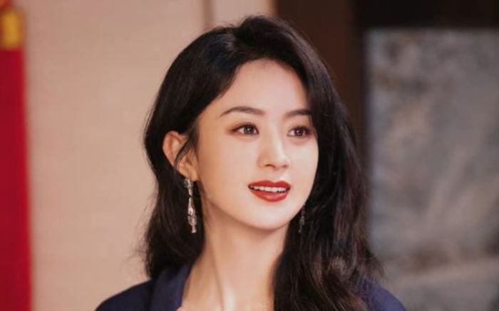 Triệu Lệ Dĩnh hiếm hoi có cảnh hở bạo nhưng liền bị khán giả soi ra điểm bất thường