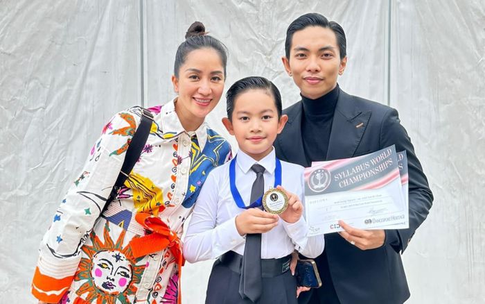 Khánh Thi vừa hoàn thành một nhiệm vụ đặc biệt trong 4 ngày ở nước ngoài