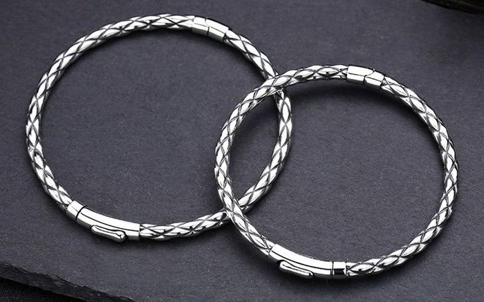 Top 5 Vòng Tay Bạc Nam Nguyên Chất Siêu Hot, Giá Tốt